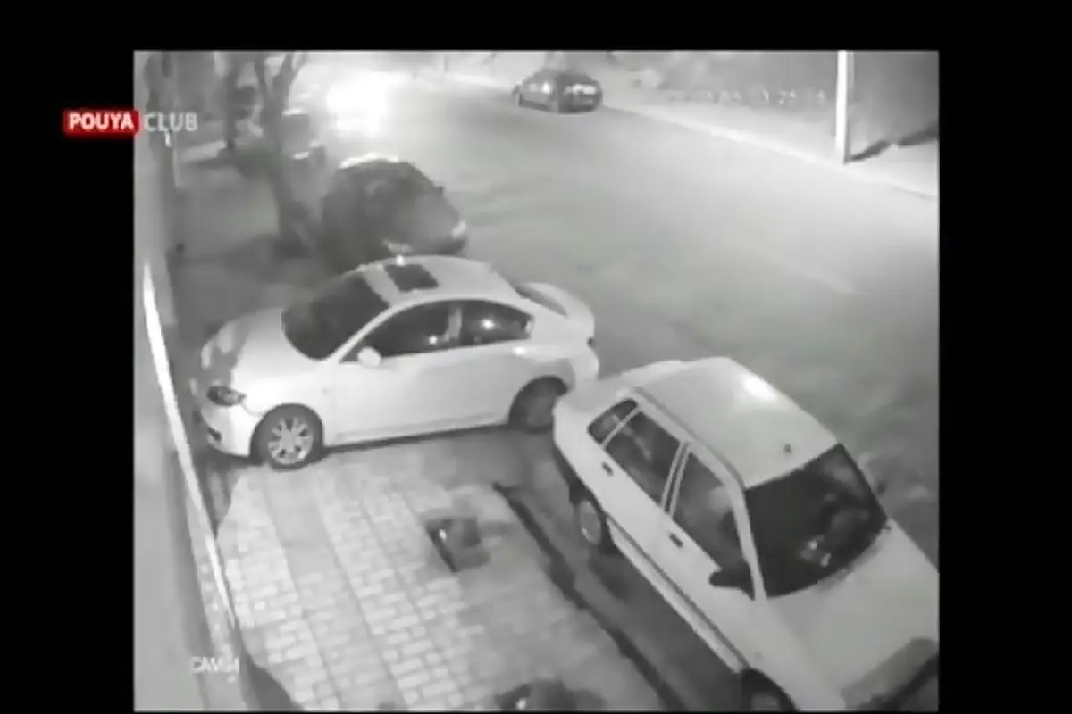 کوبیدن مزدا 3 دزدی به ماشین پلیس برای فرار +فیلم