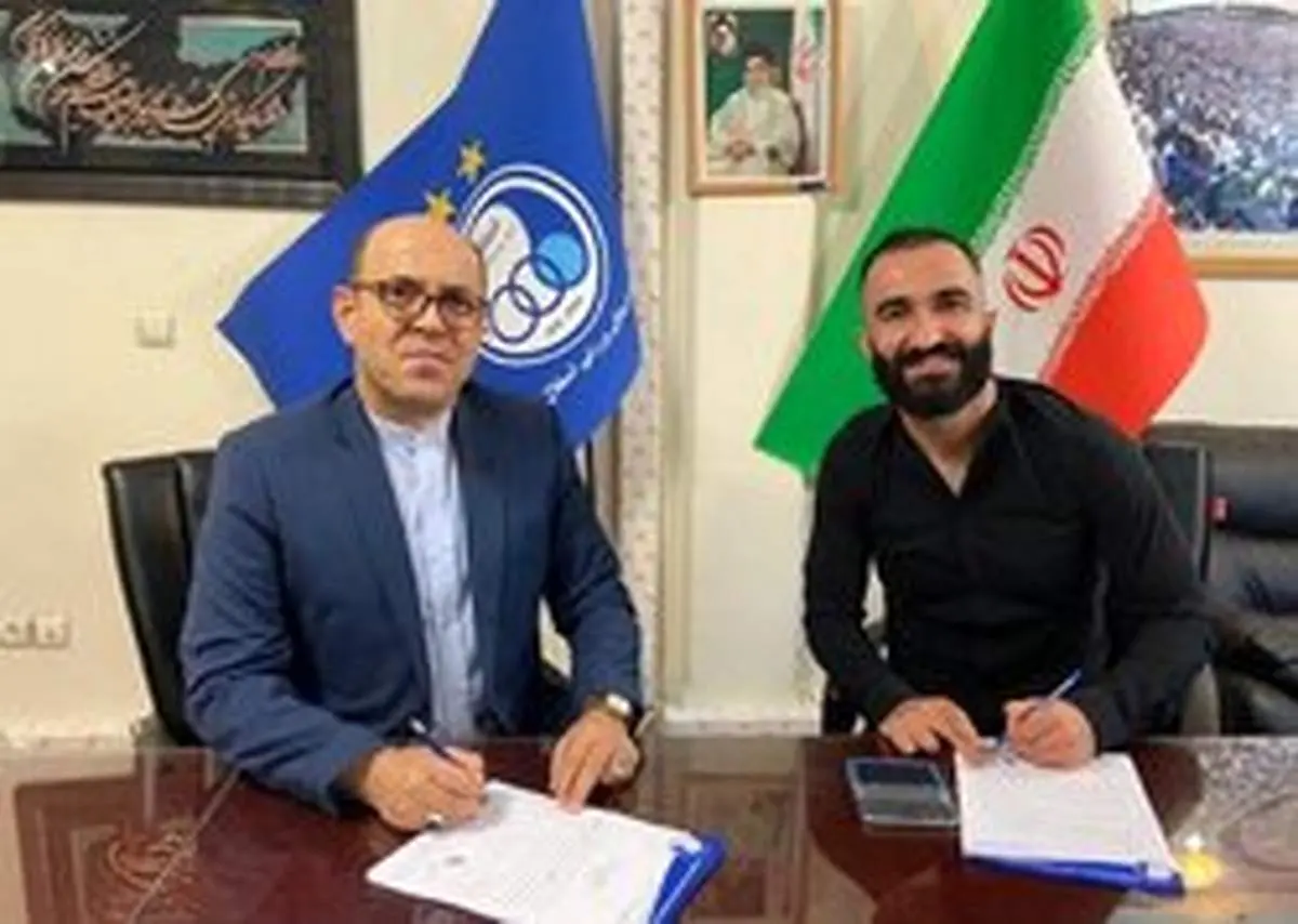 شجاعیان با استقلال دو ساله تمدید کرد