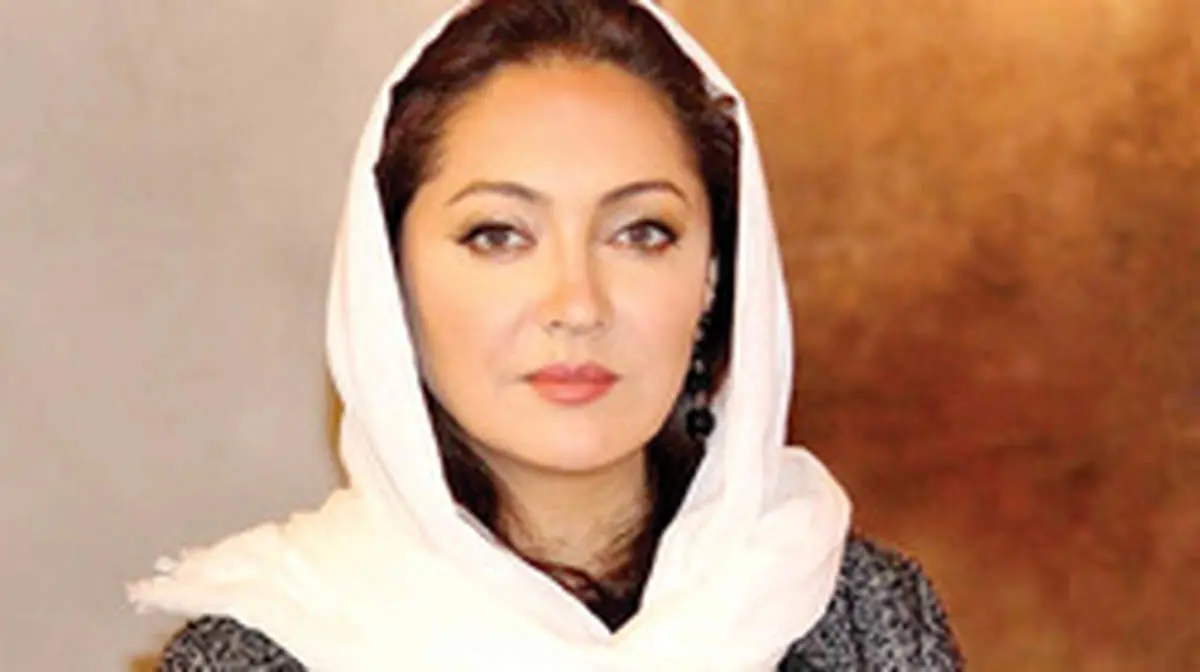عکس نیکی کریمی در کنار زنان روستایی + بیوگرافی