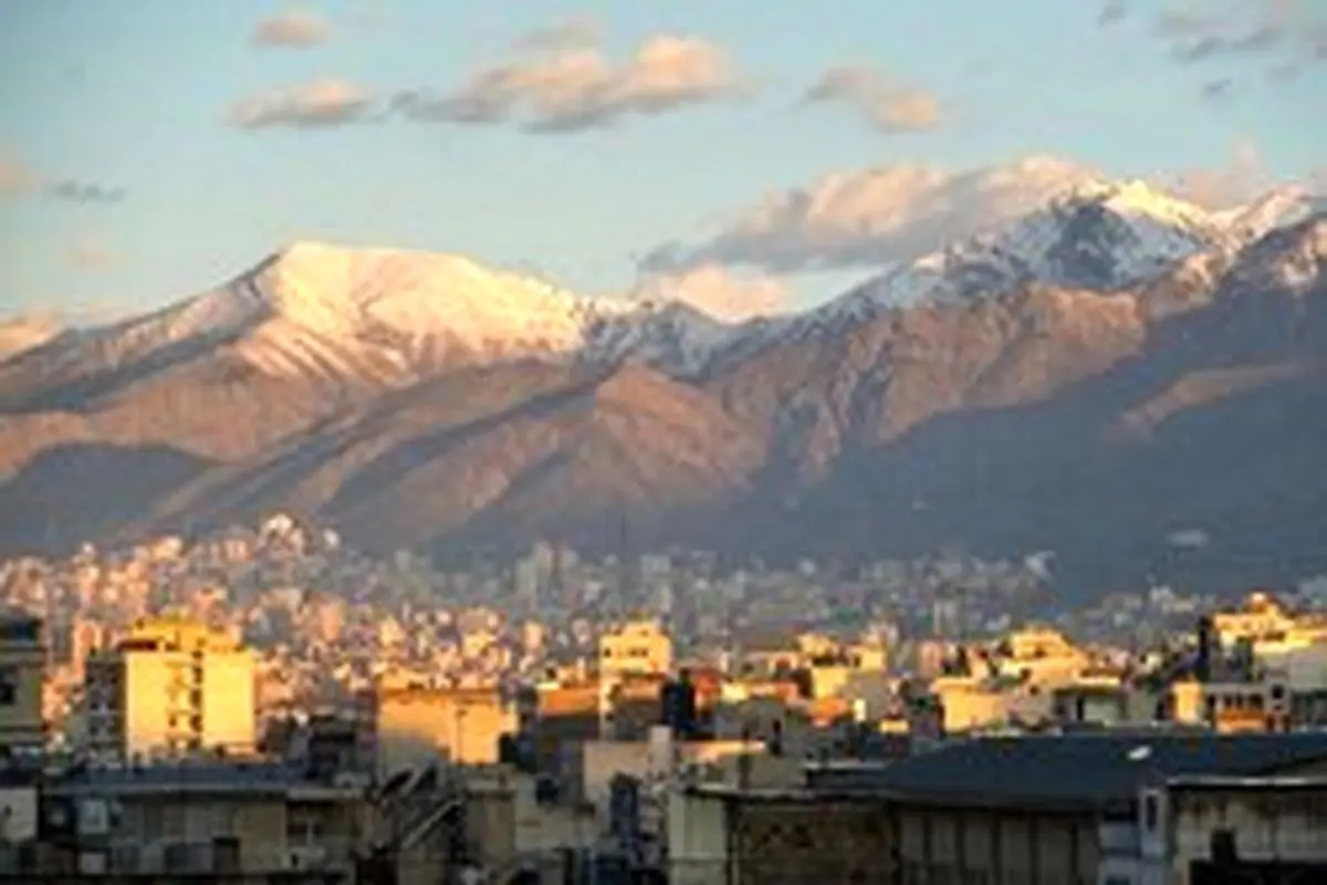 با افزایش غلظت آلاینده ازن؛ هوای تهران در مرز آلودگی قرار گرفت