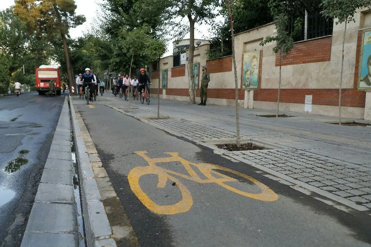 پیوستن منطقه ۱۳ به طرح مصوب بهسازی معابر پیاده رو و احداث مسیر دوچرخه