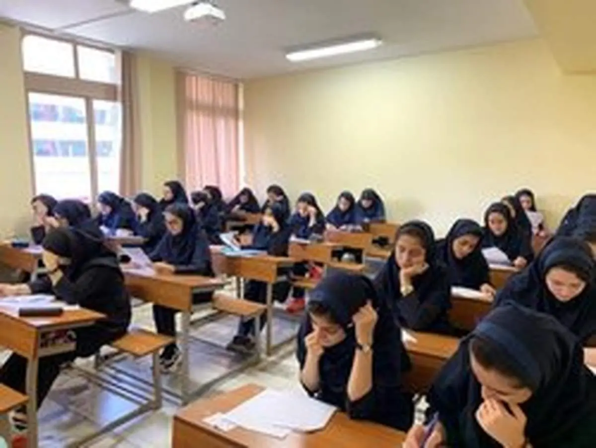 استخدام ۲۰ هزار دانشجو معلم دانشگاه فرهنگیان از سال تحصیلی آینده