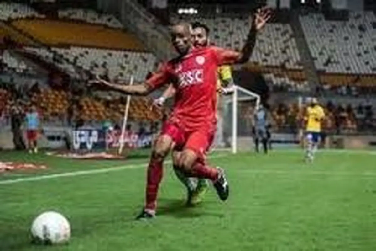 لوسیانو پریرا رکورد دار بیشترین بازی در بین بازیکنان خارجی لیگ