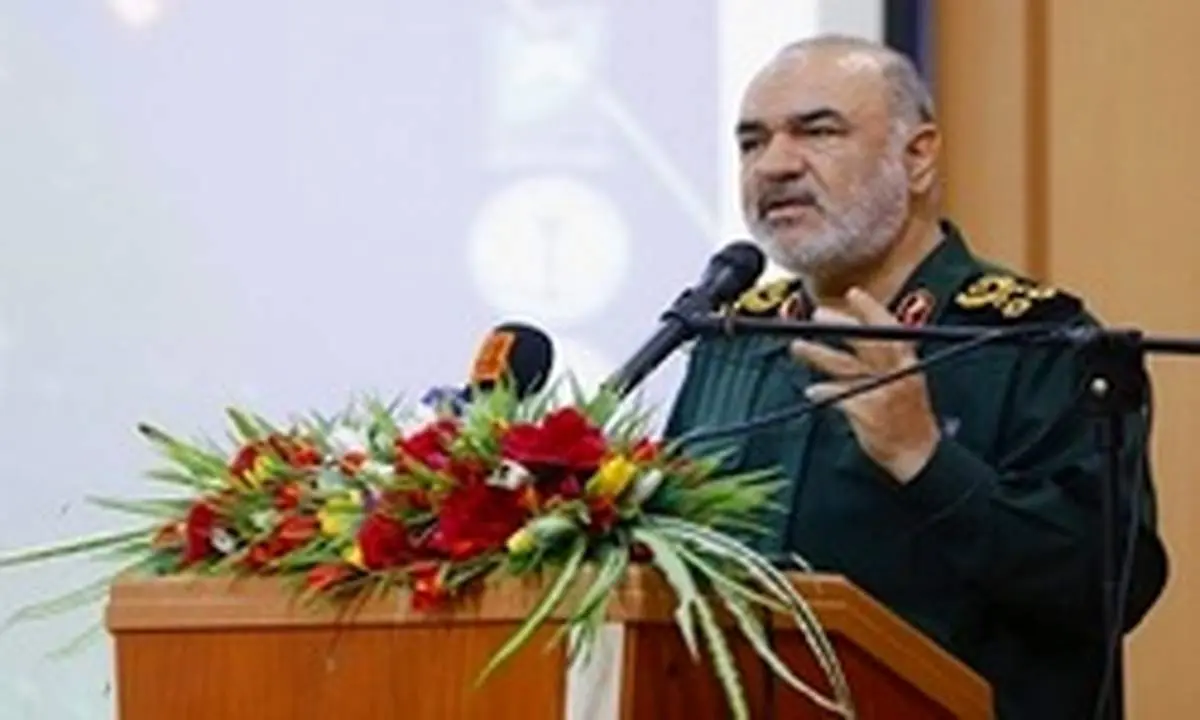 سرلشکر سلامی: پژوهشهای دفاع مقدس عموما بزرگی و وسعت روح ملت ایران را نشان میدهد
