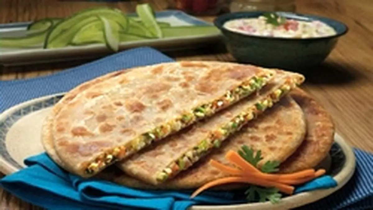 طرز تهیه پیتزا پیراشکی گیاهی خوش طعم