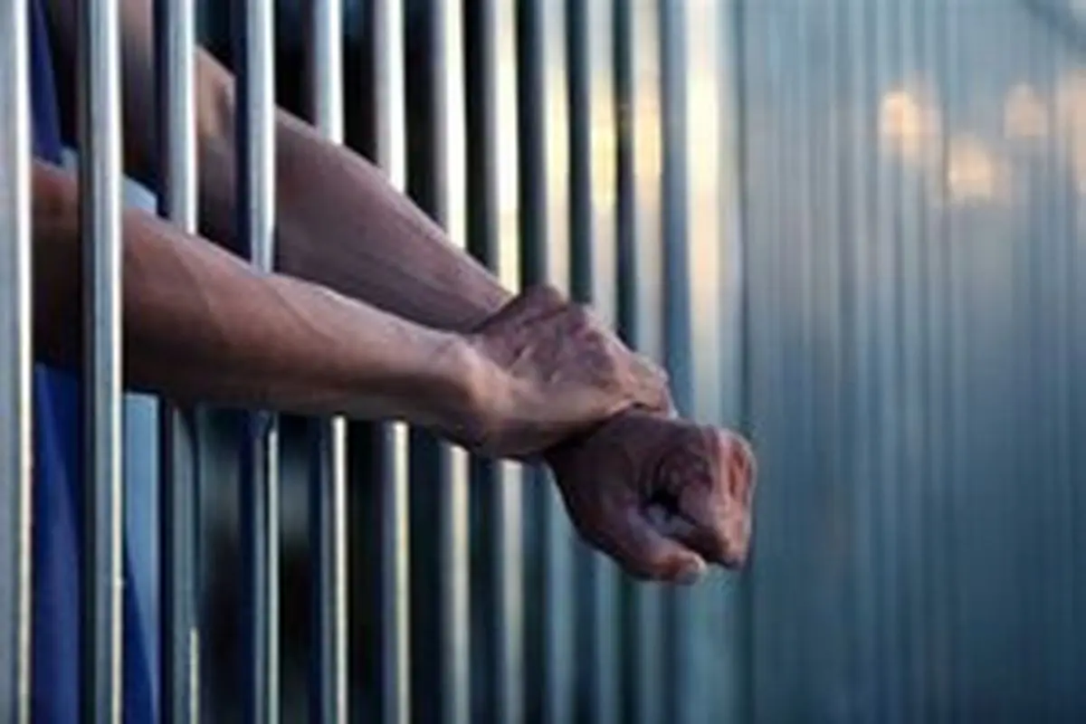 آزادی عجیب یک زندانی به خاطر چاقی زیاد / او در زندان همه را عاصی کرده بود + عکس