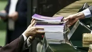 تکذیب توافق دولت و مجلس درباره اصلاح ساختار بودجه/ مذاکرات دو قوه ادامه دارد
