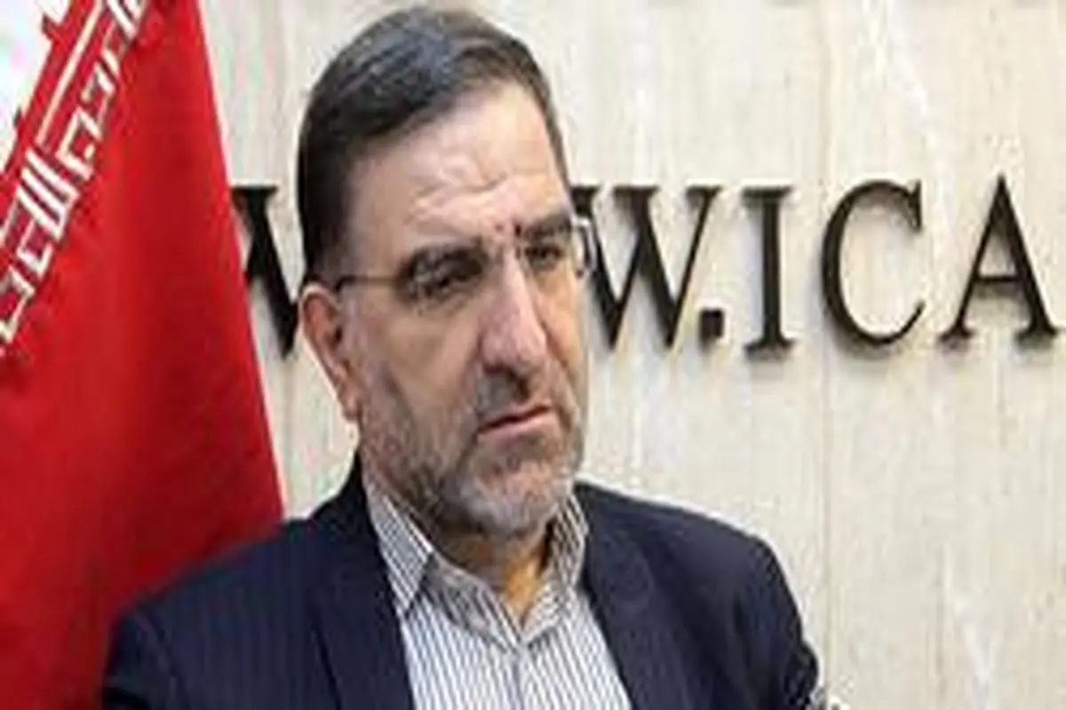 واکنش عضو هیات رئیسه مجلس به اظهارات واعظی درباره حضور رئیسجمهور در صحن علنی