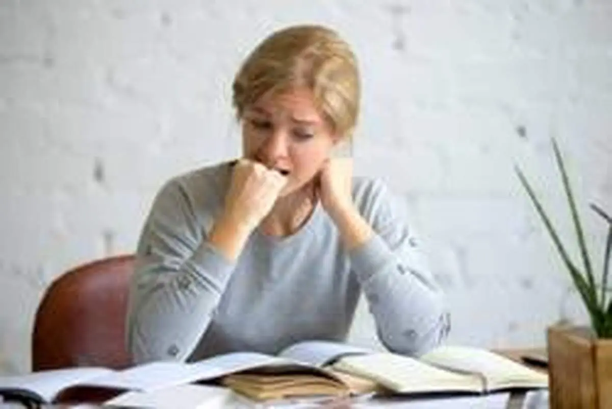 خوراکی هایی که باعث افزایش استرس میشوند