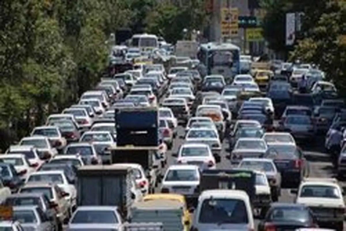 ترافیک سنگین در محور‌های شمالی/ بارش باران در اردبیل و گیلان