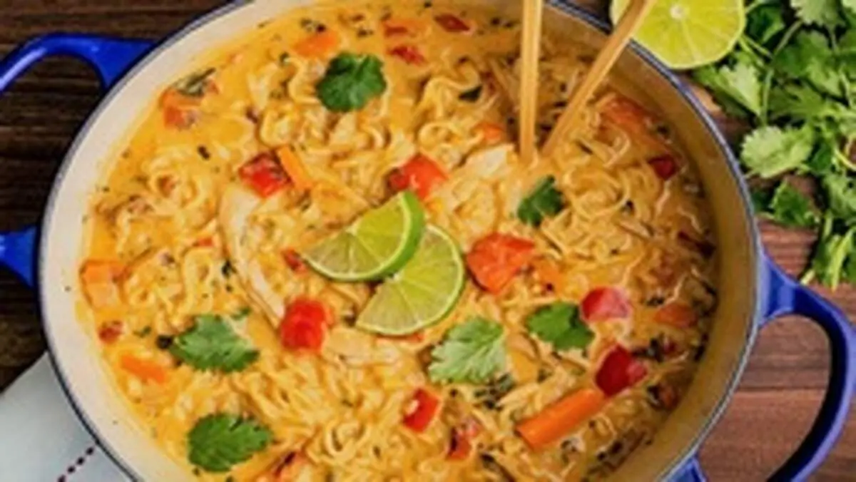 طرز تهیه سوپ ورمیشل و گشنیز مجلسی