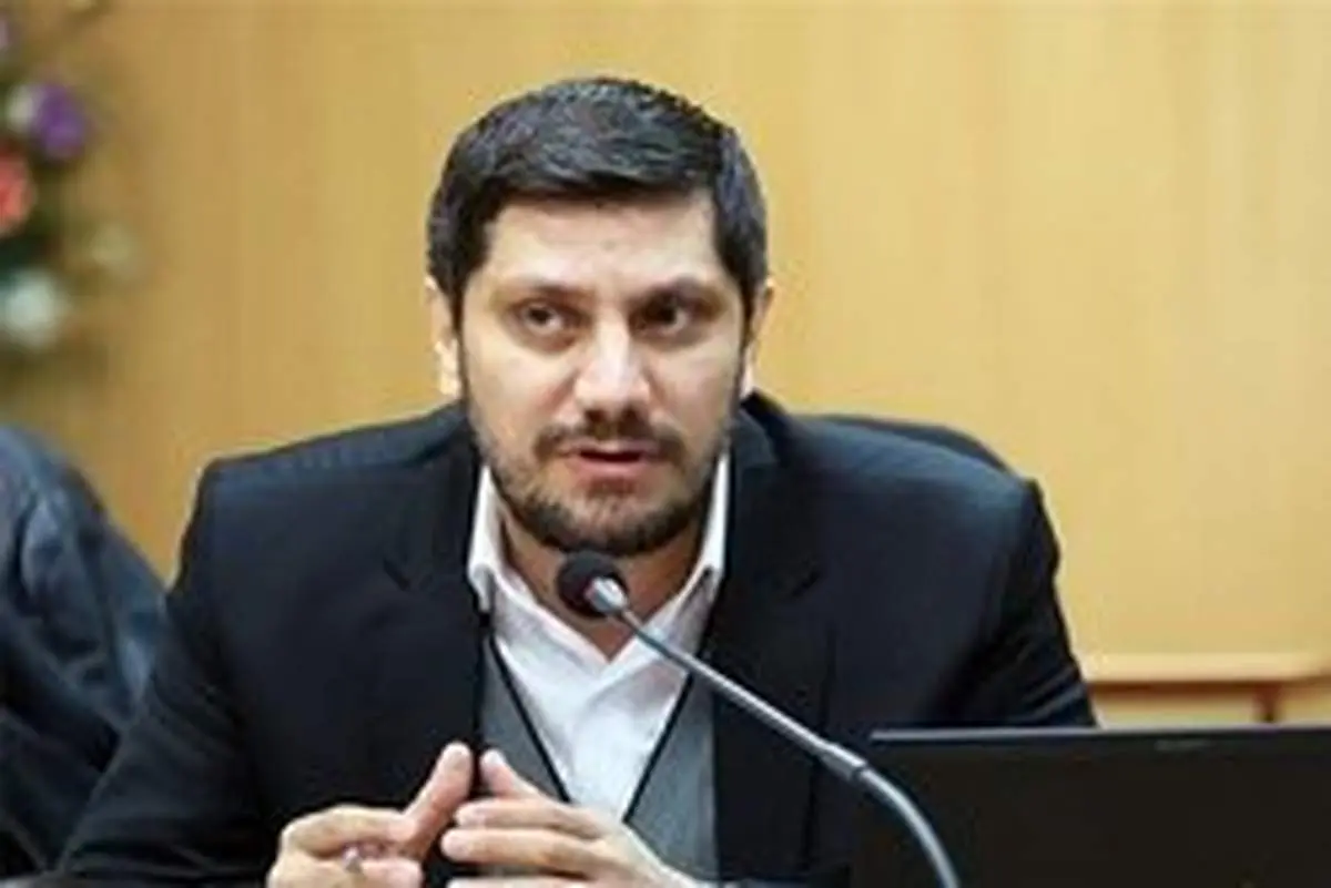دهقانی‌نیا: کالا بدون پرداخت حقوق ورودی قاچاق محسوب می‌شوند