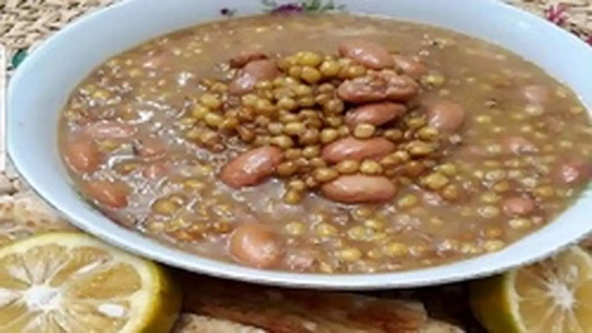 طرز تهیه آش گندم باقالی