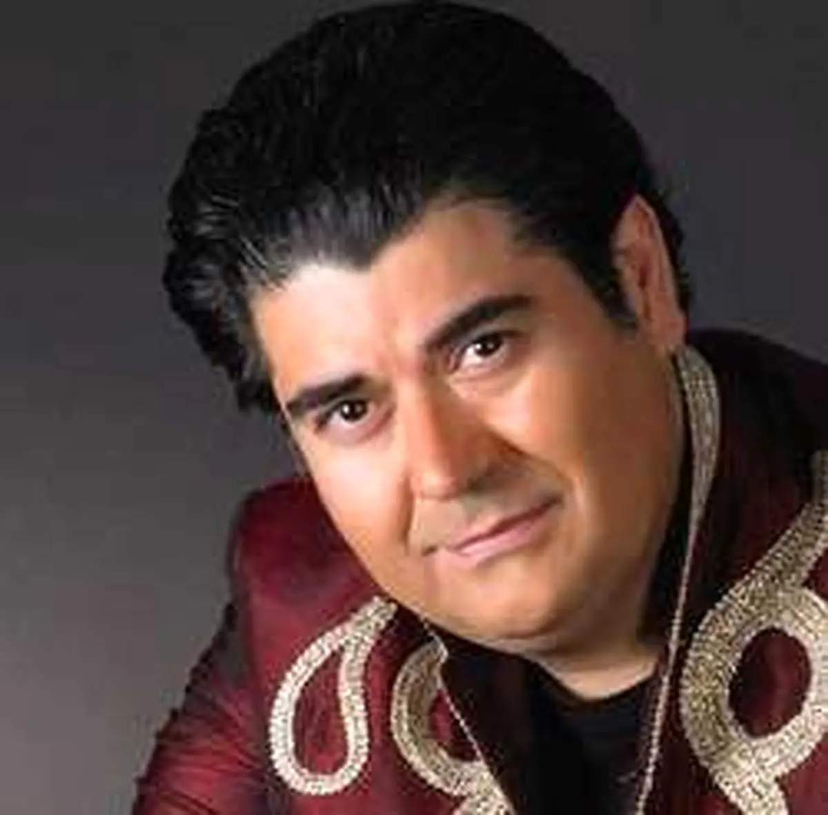 سالار عقیلی برای کادر درمانی خواند