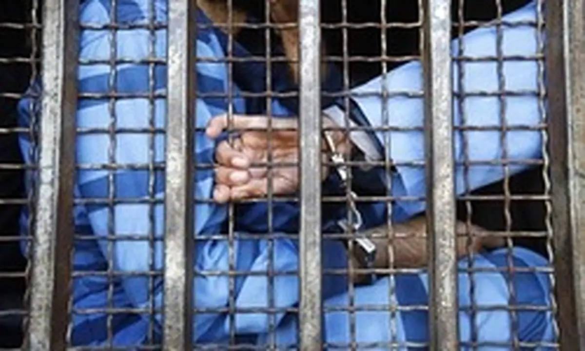 انهدام باند توزیع کنندگان شیشه در جنوب تهران