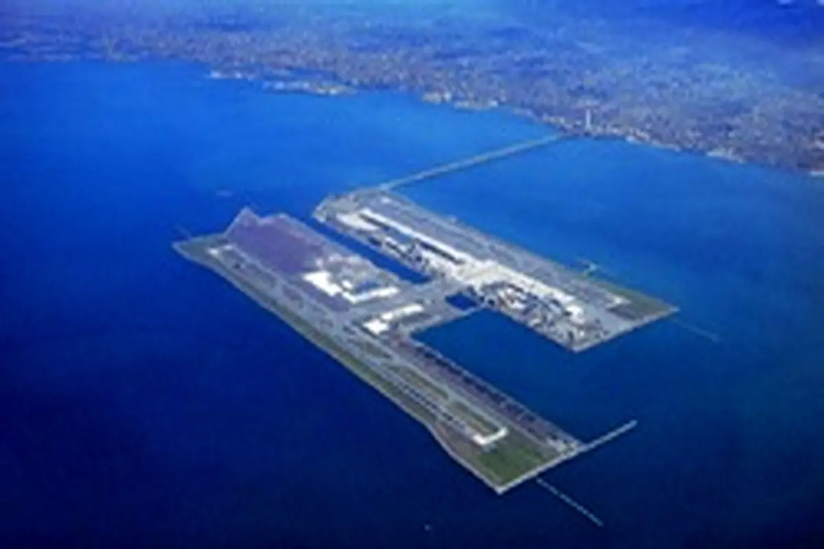 بزرگ‌ترین فرودگاه شناور در جهان با ارزش ۱۸ میلیارد دلار + تصویر