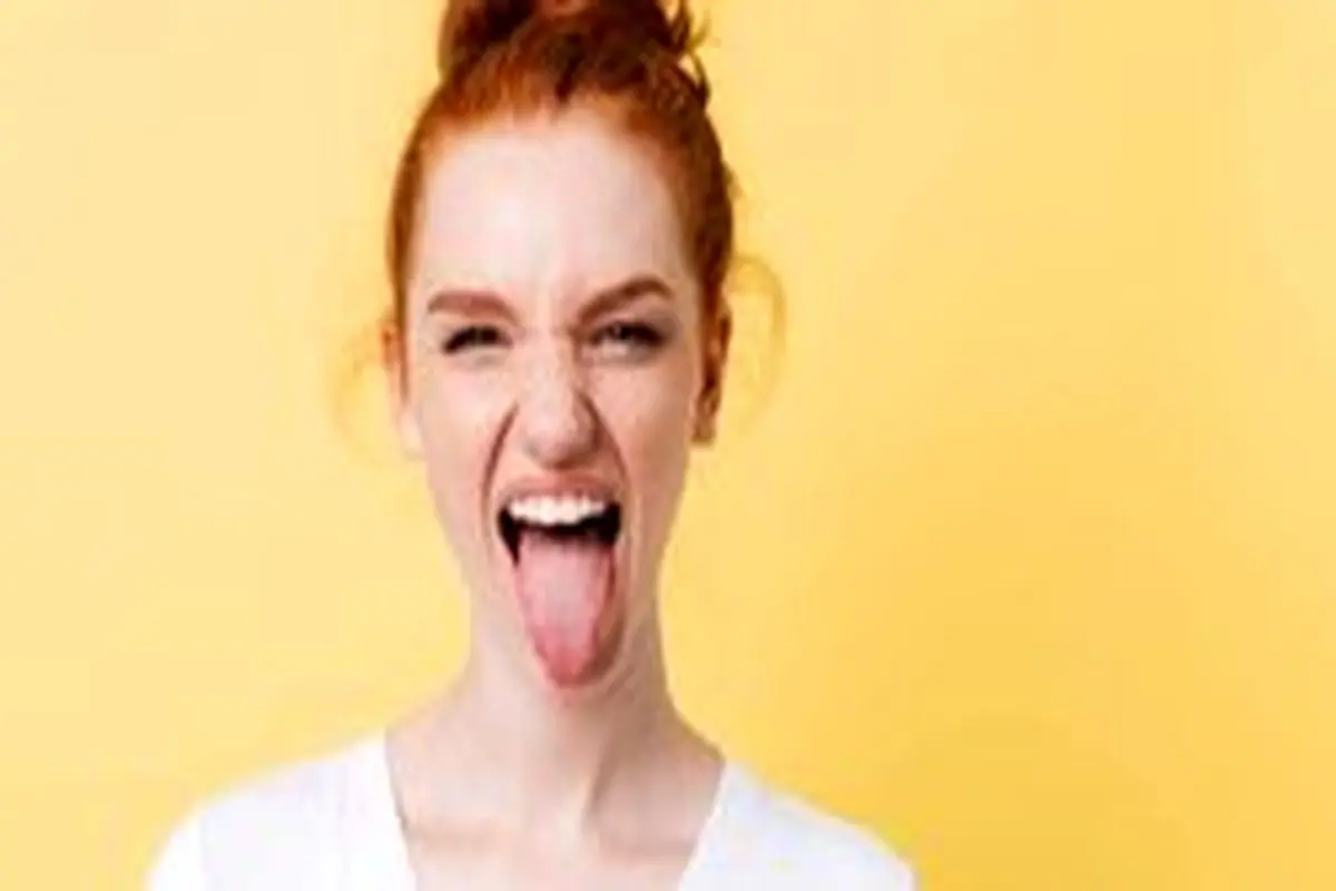 علت زرد شدن زبان چیست؟ + روش درمان