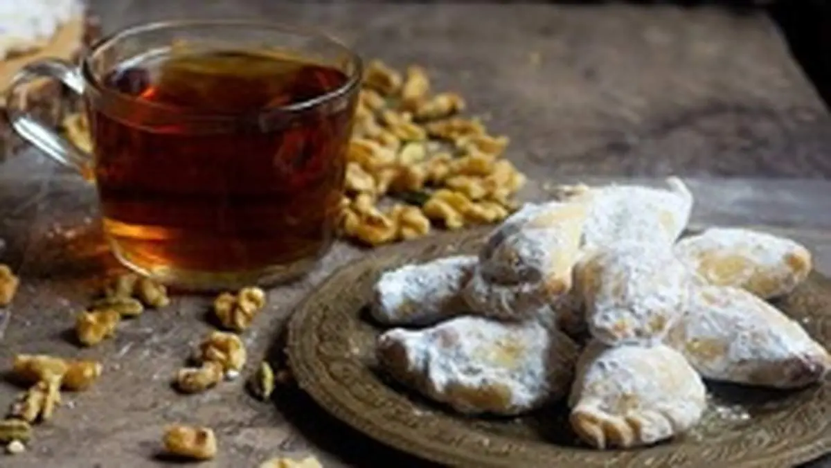 طرز تهیه قطاب گردویی خانگی ترد و خوشمزه