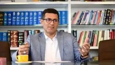 رئیس فدراسیون از خودکامگی دست بکشد