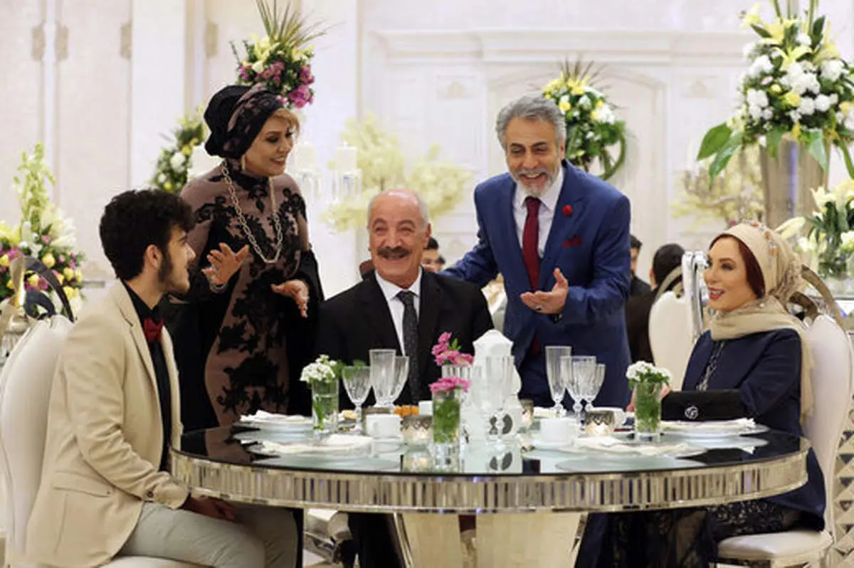توضیحات منوچهر هادی از تجمل گرایی در سریال «دل» + فیلم