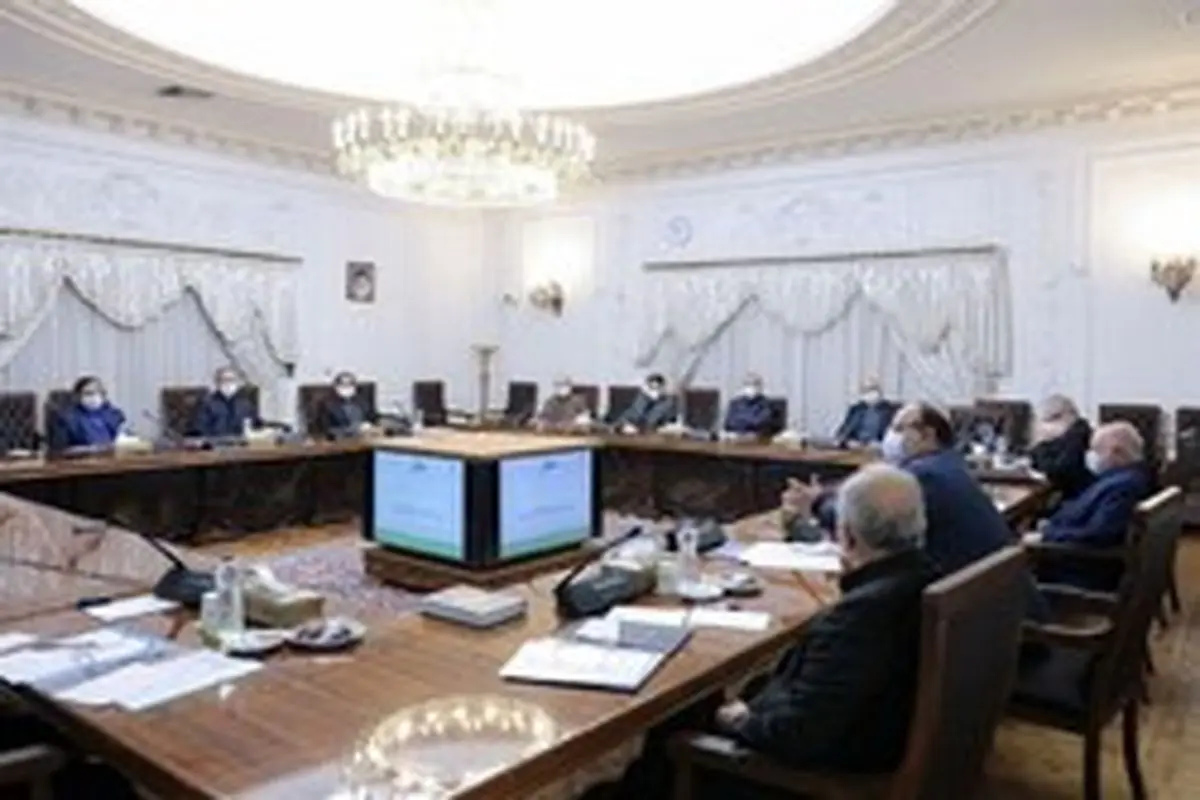 روحانی: بودجه ۱۴۰۰ را با توجه به واقعیات پیش رو به مجلس ارائه میکنیم/ اجازه ندهیم تکانههای اقتصادی به معیشت مردم ضربه بزند