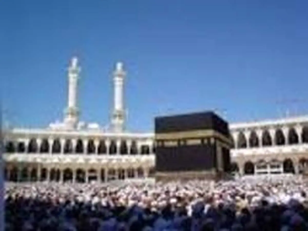 رعد و برق و باران شدید در مسجد الحرام+فیلم