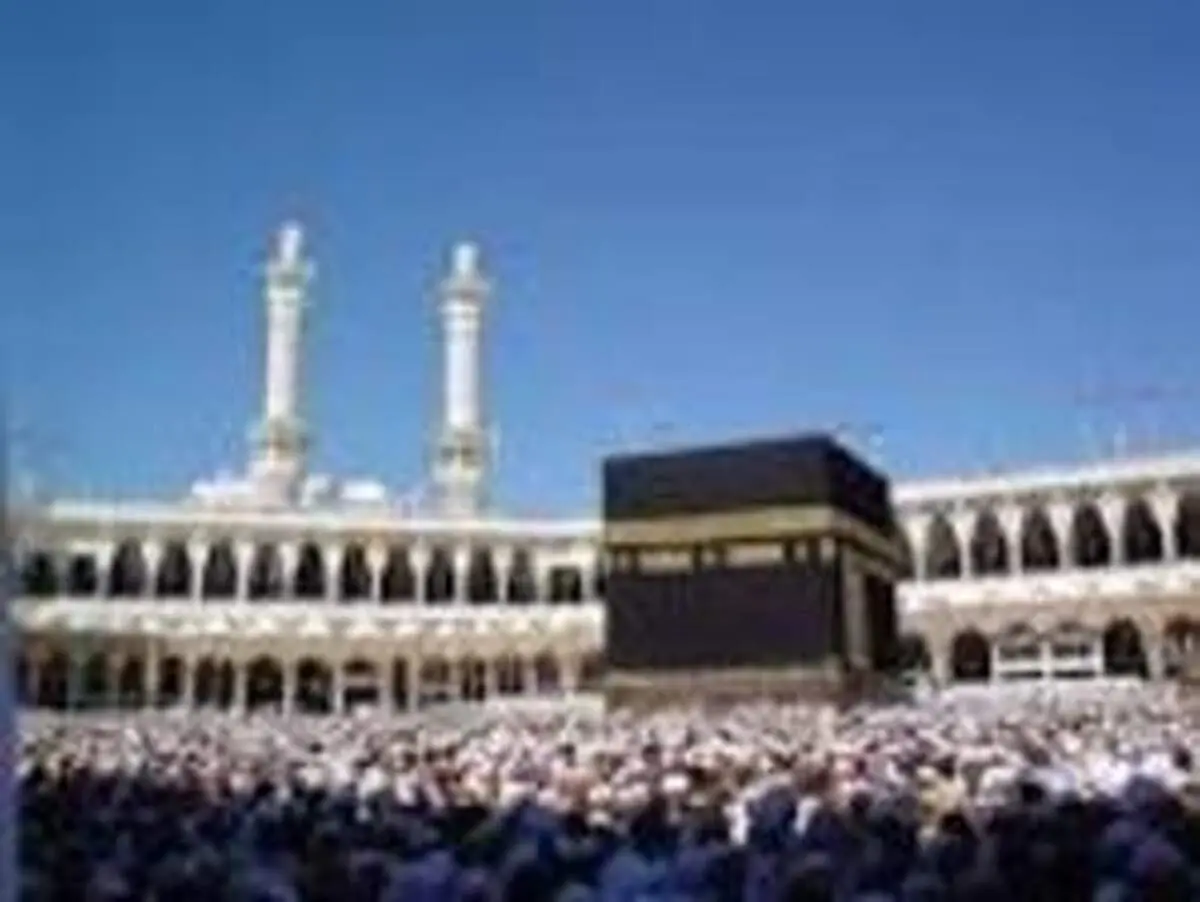 رعد و برق و باران شدید در مسجد الحرام+فیلم