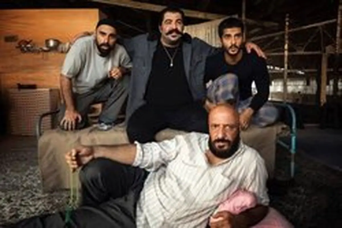 ژست جالب امیر جعفری با دستبند در «گشت ارشاد» + عکس