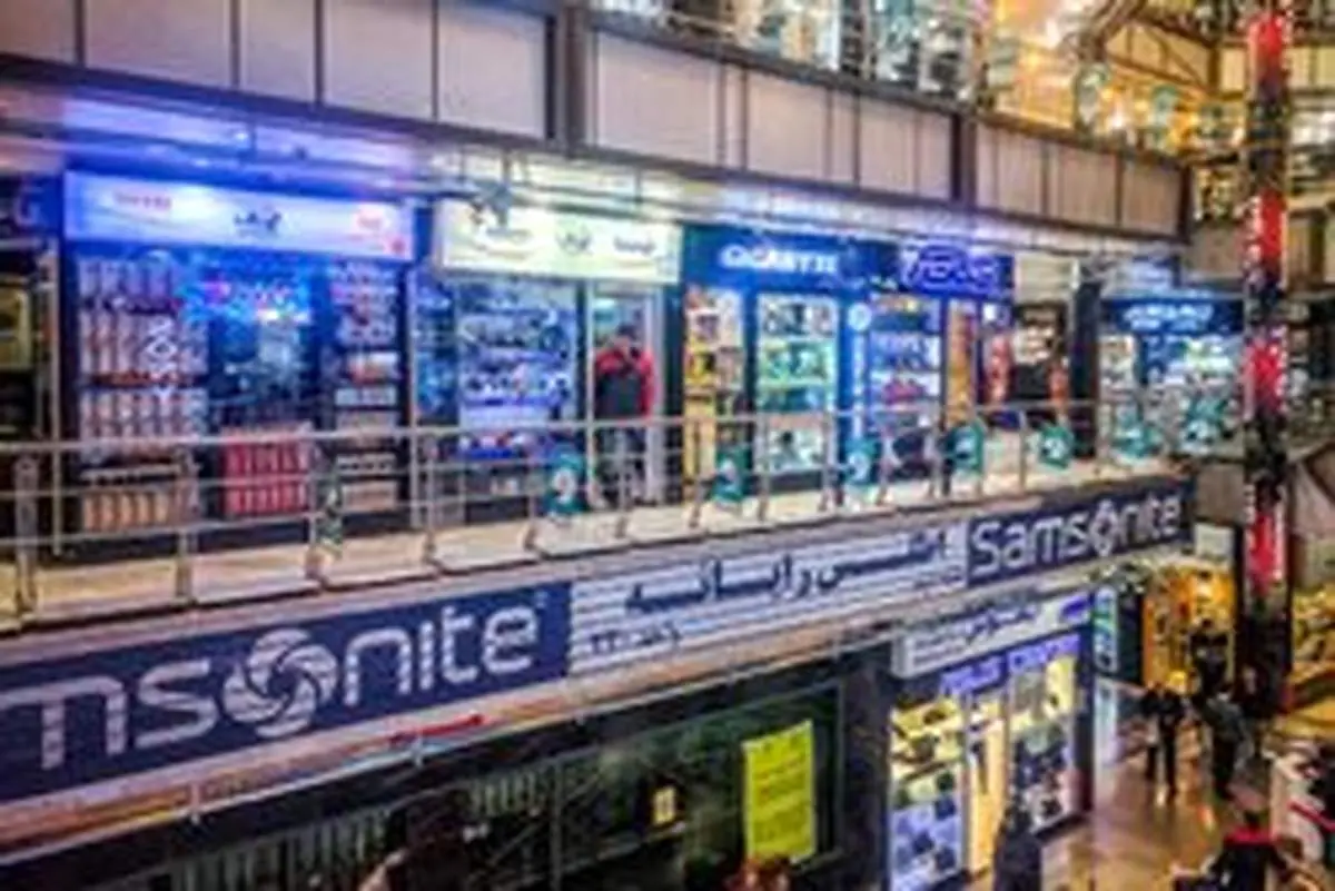 بعد از بازار رها شده «خودرو» و «مسکن» نوبت به تجارت سیاه در بازار لوازم و تجهیزات رایانه رسید! / فروش وب کم ۲۰۰ هزارتومانی به مبلغ ۵ میلیون تومان!