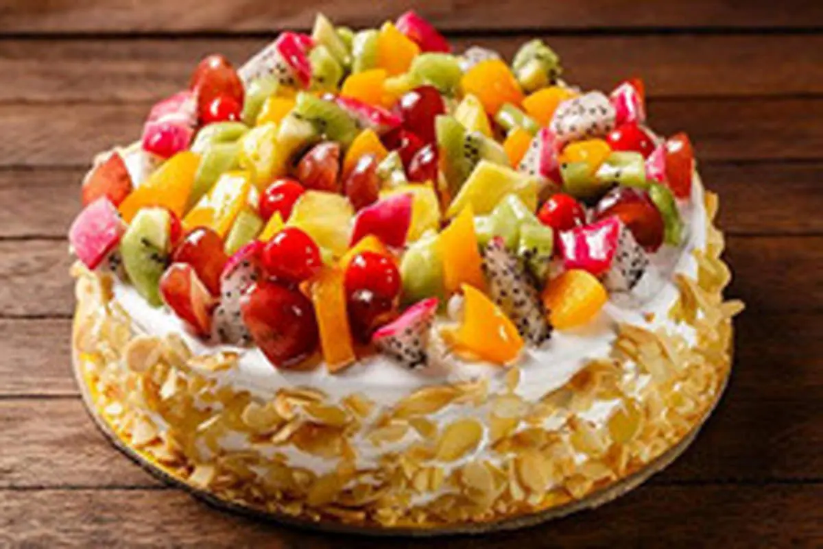 طرز تهیه کیک میوه‌ای تابستانی