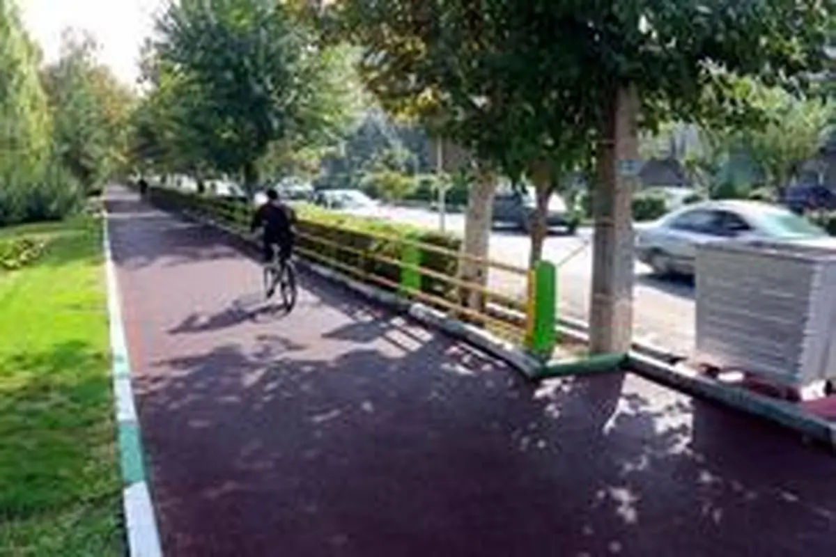ساخت ۲۵۰۰ مترمربع مسیر سبز دوچرخه‌سواری