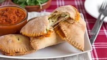 طرز تهیه کالزون شکم پر خانگی
