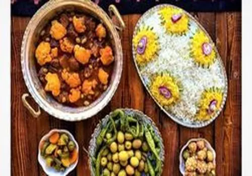 طرز تهیه خورش گل کلم در سه سوت 