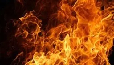نجات ۸ کارگر از آتش‌سوزی یک ساختمان ۱۰ طبقه در تهران