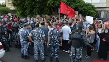 تظاهرات "خشم لبنان بزرگ" و درگیری در مقابل پارلمان در بیروت