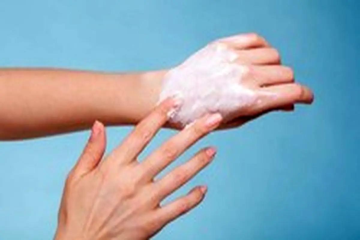 درمان‌های طبیعی‌ برای رفع خشکی دست