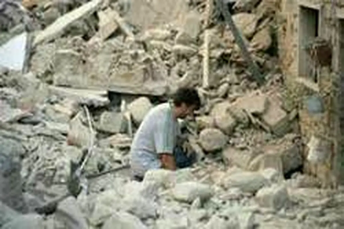 زلزله بیش از ۸۰۰ بار ایران را لرزاند