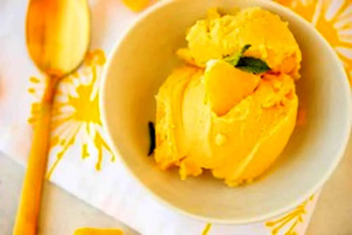 طرز تهیه بستنی انبه و نارگیل