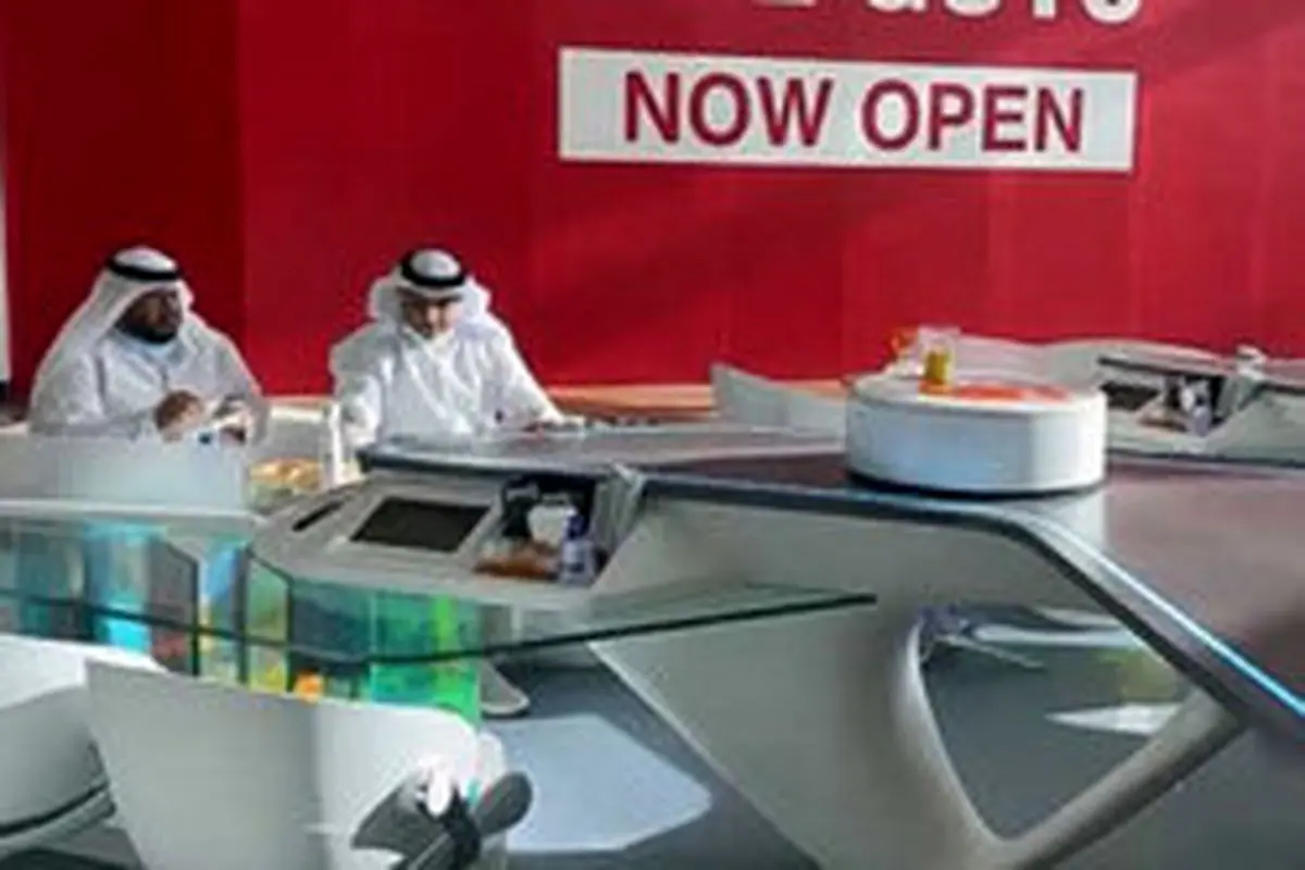 کافی‌شاپ تمام رباتیک در دبی + فیلم