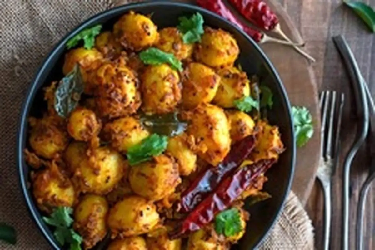 طرز تهیه سیب زمینی سرخ کرده هندی تند