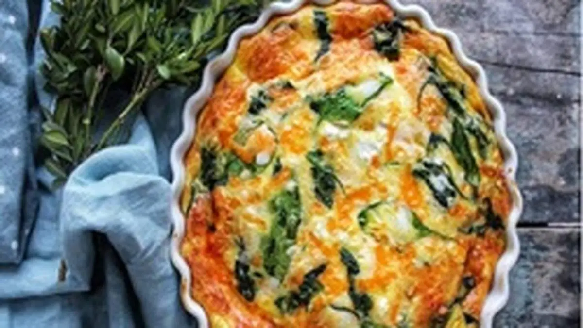 طرز تهیه کوکو اسفناج خوشمزه با پنیر موزارلا
