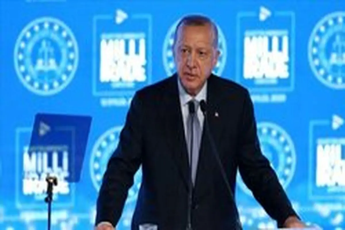 اردوغان: آقای ماکرون، شما با شخص بنده مشکلات بیشتری خواهید داشت