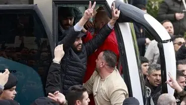  بیش از ۱۹۰۰ فلسطینی در چارچوب اجرای توافق آتش‌بس آزاد می‌شوند/  تحویل ۱۳ اسیر اسرائیلی دیگر به صلیب سرخ