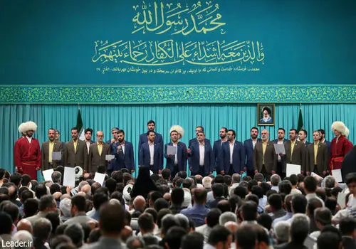 مراسم عید بزرگ ولادت پیامبر و امام صادق در حسینیه امام خمینی(ره) برگزار شد