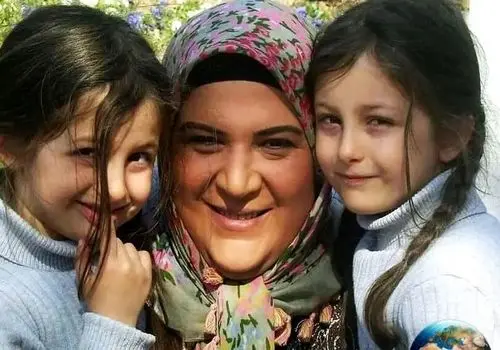 عکس تازه از بازیگر نقش "نیکا" در سریال پایتخت با چهره‌ای جدید در ایران!