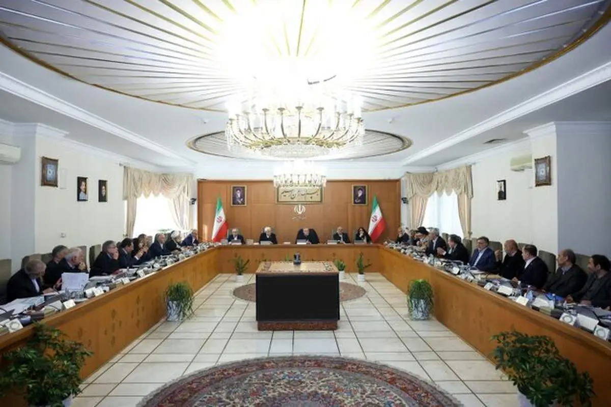 هیئت دولت: سپاه پاسداران نه تنها یک مجموعه نظامی دفاعی که یک ساختار میهنی است