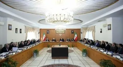 هیئت دولت: سپاه پاسداران نه تنها یک مجموعه نظامی دفاعی که یک ساختار میهنی است