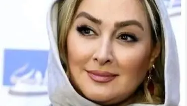 تصویری از الهام حمیدی و حیوان خانگی‌اش در پارک
