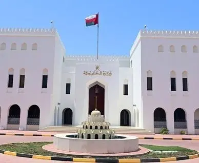 عمان: مذاکرات درباره تنگه هرمز در مسیر مثبتی قرار دارد