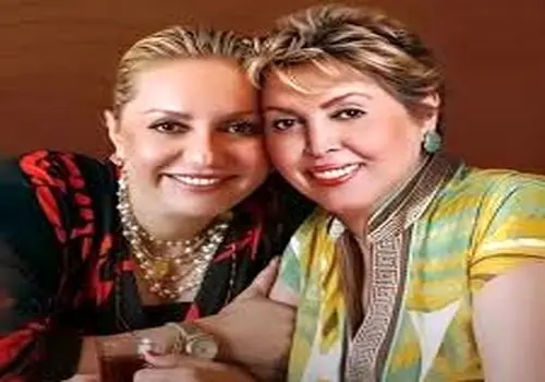 گوگوش و مهستی به همراه فرزندانشان کامبیز و سحر/ عکس